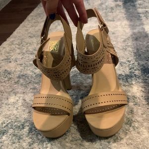 NWOT SPEED LIMIT 98 heels